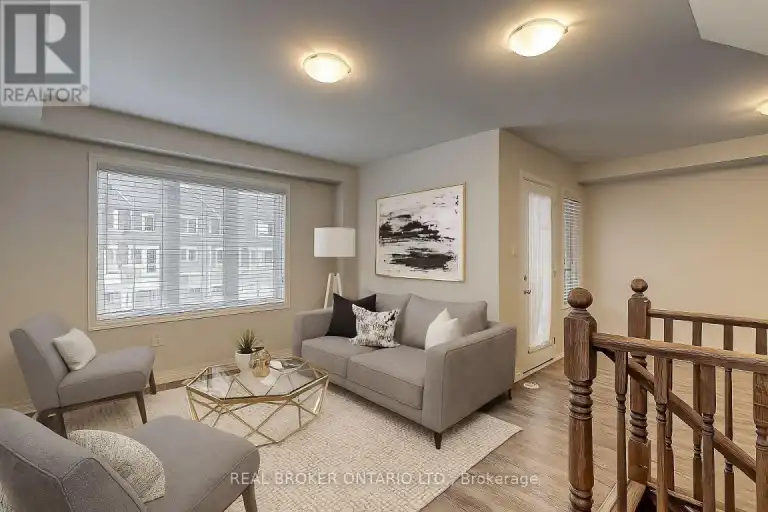 121 CHRISTOPHER ROAD | 121 CHRISTOPHER ROAD, Oakville | 3033575