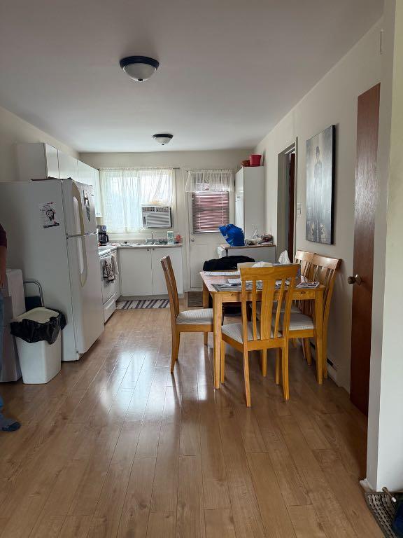 SAINT-HUBERT, 4 1/2 A LOUER 1 ER etage pres tous services | 3010459