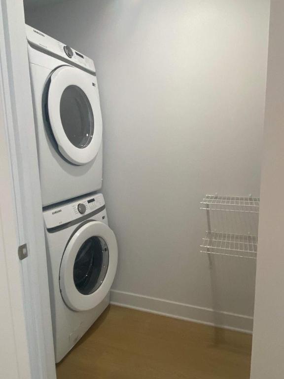 2 CH - 1 SDB - Montreal - $2,100 /mo | 3010796