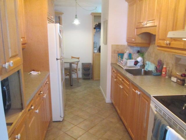 SAINTE-FOY - Octobre - Beau grand CONDO 3 ½-4 - Près de ULaval – IUCPQ - CHUL - CEGEP | 3056488