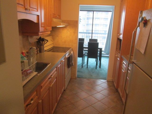 SAINTE-FOY - Octobre - Beau grand CONDO 3 ½-4 - Près de ULaval – IUCPQ - CHUL - CEGEP | 3056488