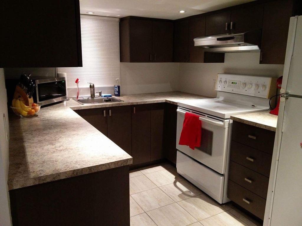 Grand 3 1/2 Rénové de 800 pi² à Villeray | 3012027