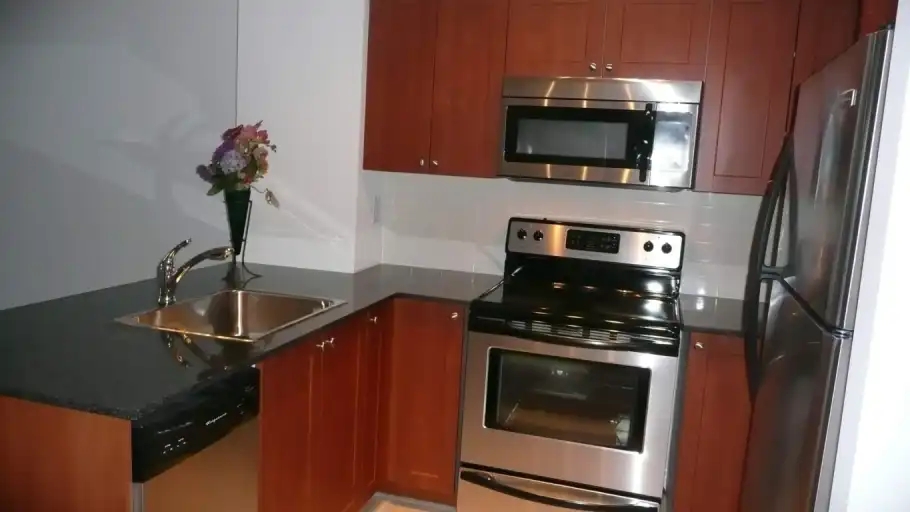 385 Prince of Wales Drive, Mississauga, Ontario, Canada, L5B 0C6 | 385 Prince of Wales Drive, Mississauga | 3012141