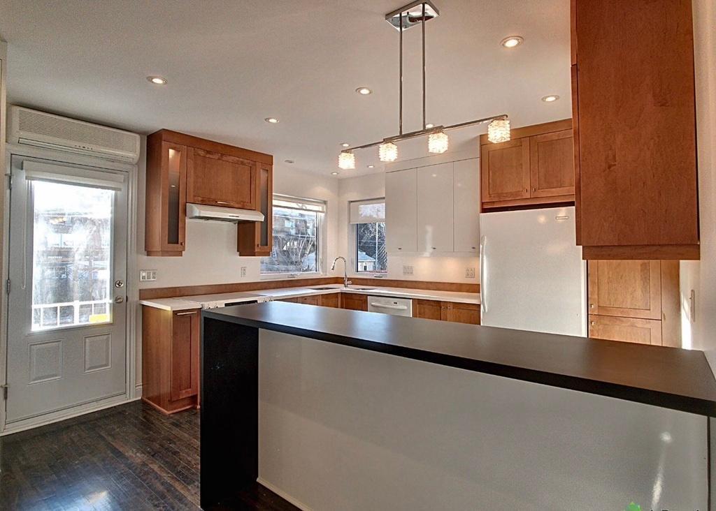 5 1/2 avec garage et cours | 3012298