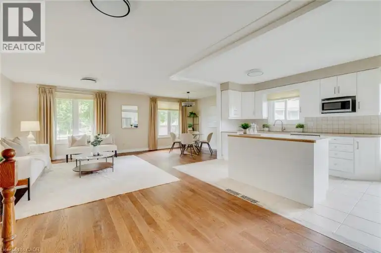 15 LAGUNA Crescent | 15 LAGUNA Crescent, St. Catharines | 3013051