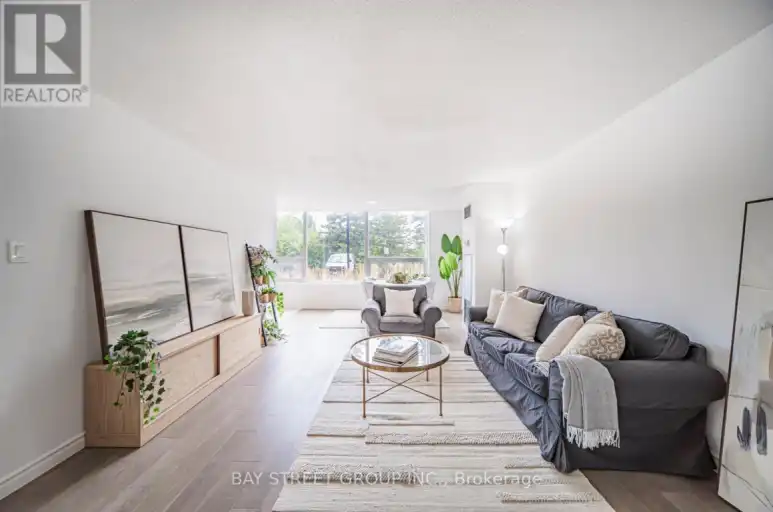 102 - 326 MAJOR MACKENZIE DRIVE E | 102 - 326 MAJOR MACKENZIE DRIVE E, Richmond Hill | 3013339