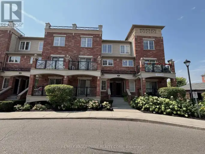 12 - 35 HAYS BOULEVARD | 12 - 35 HAYS BOULEVARD, Oakville | 3035608