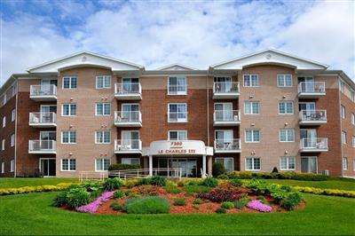 Québec, Charlesbourg, 3 ½ rénové, Stationnement | 3024947