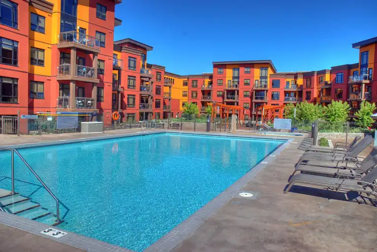 Cozy 3 bedroom and 2 Bath Condo | 654 Cook Rd, Kelowna | 3013706