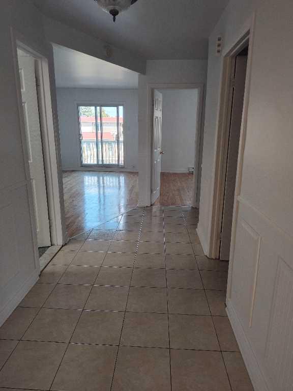 4 1/2 St. Leonard Viau/Lavoisier $1500 | 3014085
