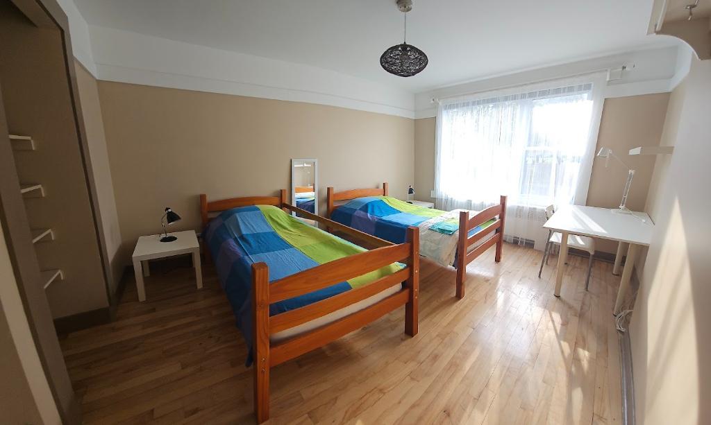 Logement 5 1/2 (3 vraies chambres fermées) @ louer MEUBLÉ avec climatisation | 3014460