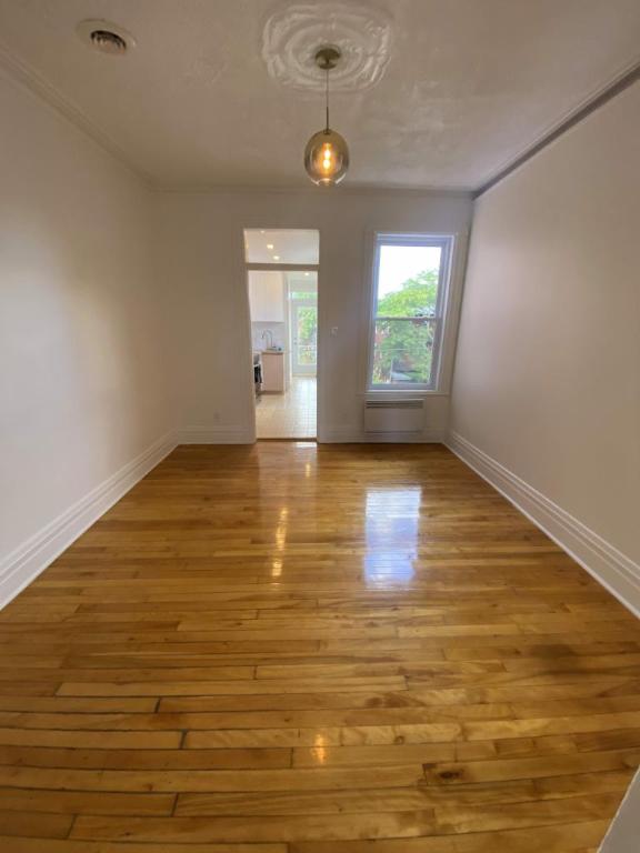 4 1/2 - Montréal (La Petite-Patrie) - 1 350 $/mois | 3015240