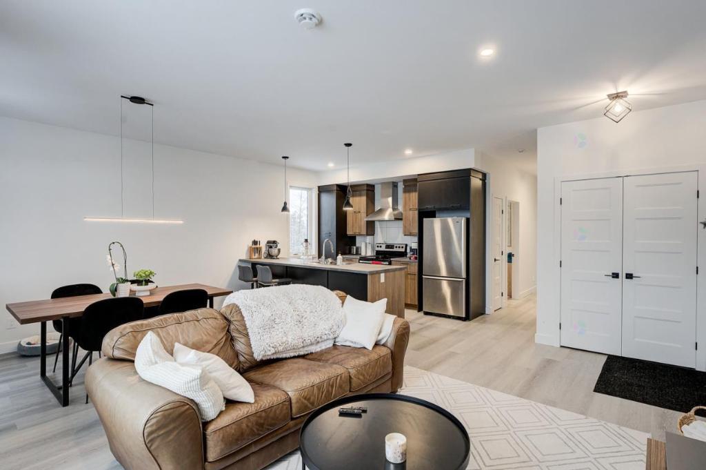 Grand 4 1/2 à louer à Cowansville | 3015645