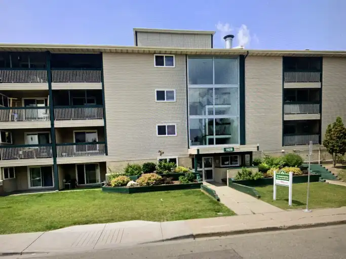 Nice one bedroom | 407 - 1628 48 Street Northwest, Edmonton | 3015852