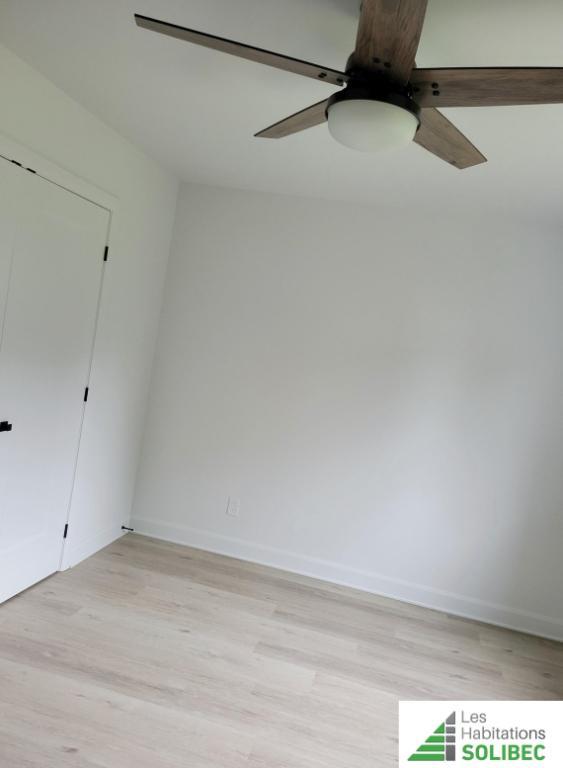 Logement 5 1/2 (rez-de-jardin) NOVEMBRE 2025 | 3015935