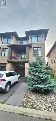 86 STOCKHOLM PRIVATE | 86 STOCKHOLM PRIVATE, Ottawa | 3016049