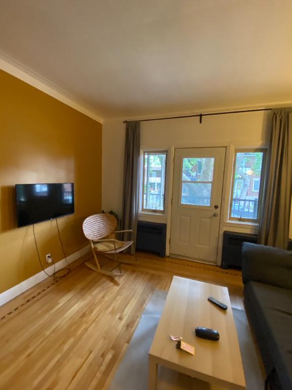 Appartement 4 1/2 entierement meublé | 3016217