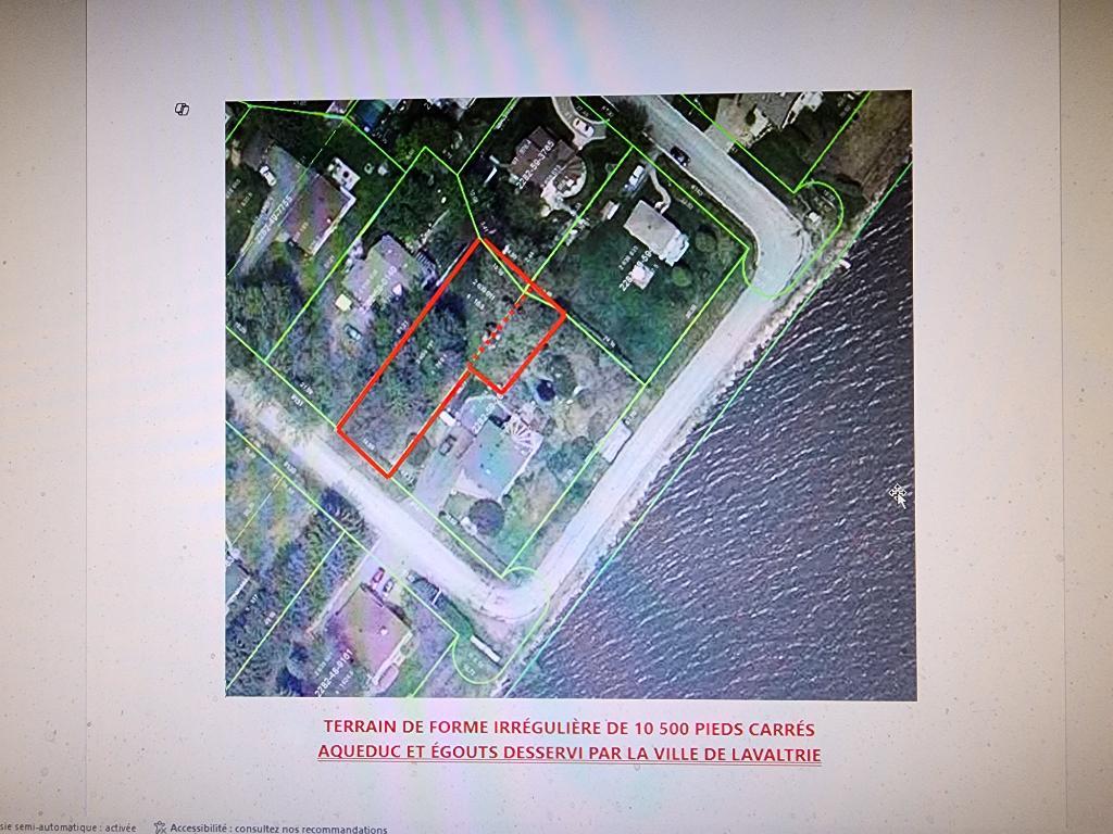 À VENDRE: TERRAIN DE FORME IRRÉGULIÈRE OFFRANT UNE SUPERFICIE DE 10 500 PIEDS CARRÉS. | 3016618