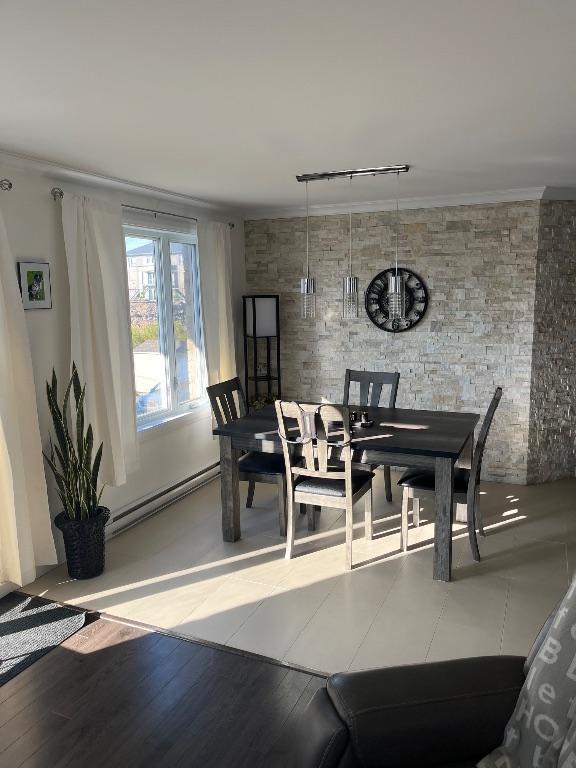 Condo à louer | 3017317