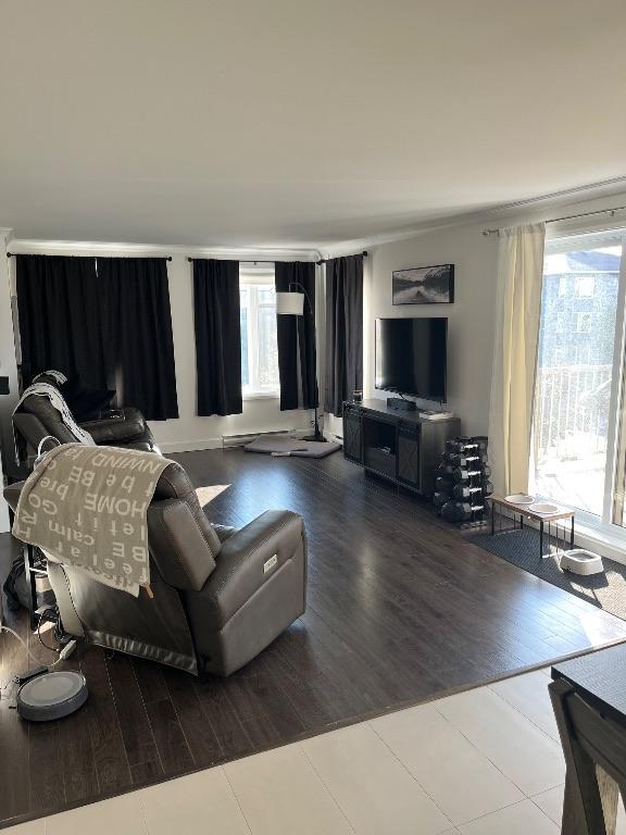 Condo à louer | 3017317