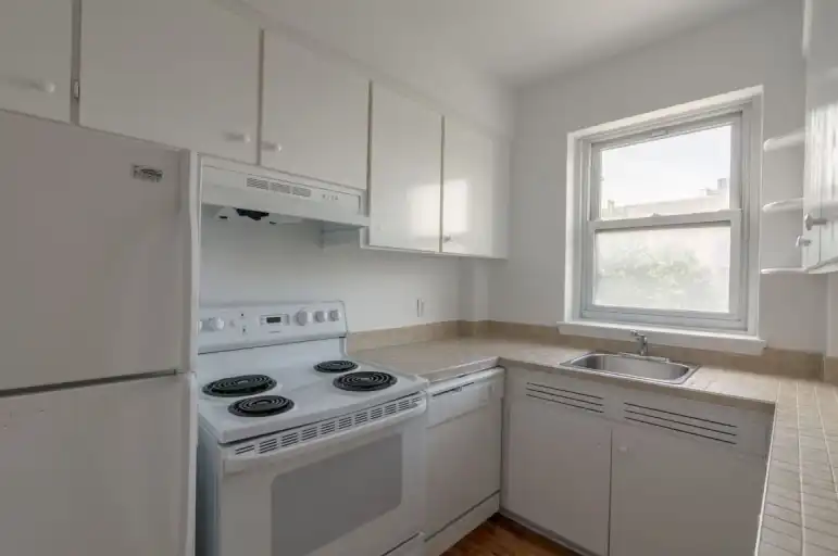 10 Rosemount Avenue | 10 Rosemount Avenue, Westmount | 3017370