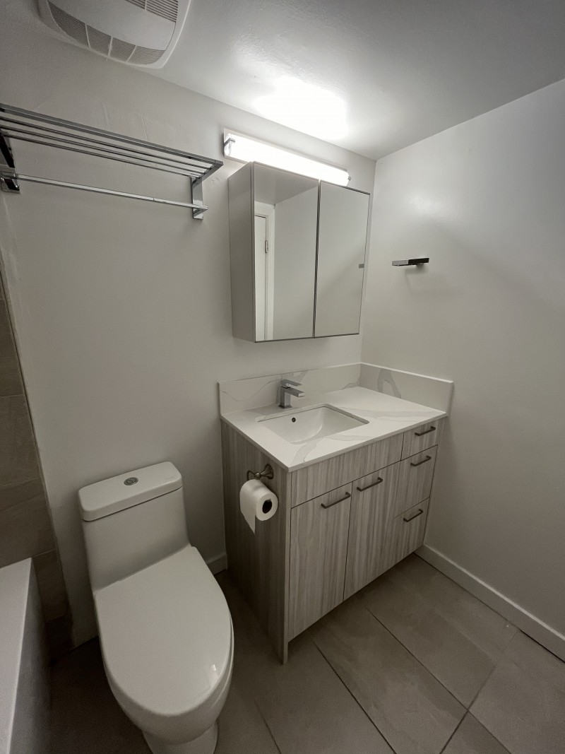 Beverly Manor | 3017530