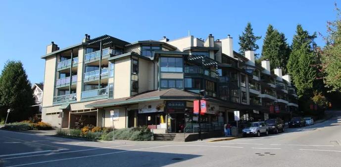 Renovated Deep Cove Village Dream! 1 Bed + Huge Den! | 4323 Gallant Avenue, North Vancouver | 3017618