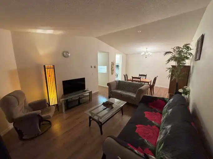 LARGE FURNISHED APT - 2 Bed / 2 Bath, HEATED PARKING & WALK TO LRT STATION | 404 - 55 Arbour Grove Close Northwest, Calgary | 3017686