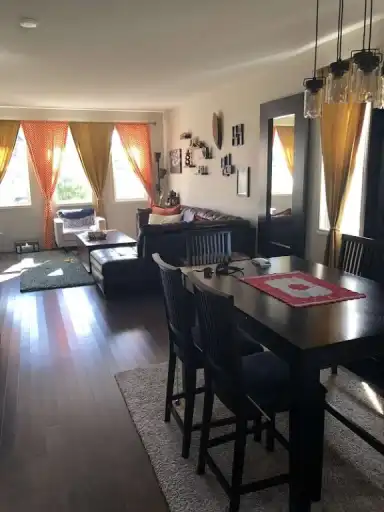 Cosy 3 bedroom duplex | Edmonton | 3017693