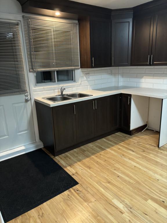 À Louer – Appartement 5 ½ Rénové à Montréal (Près du metro Langelier) | 3017779