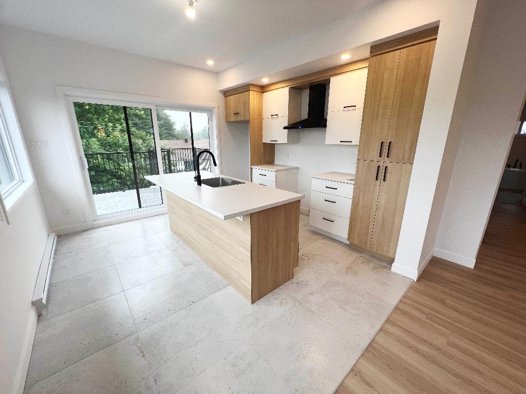 🚨 CONDO DE LUXE À LOUER – 1 MOIS GRATUIT 🚨 | 3017786