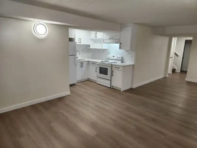 2 Bedroom basement with separate laundry available | Calgary | 3018044