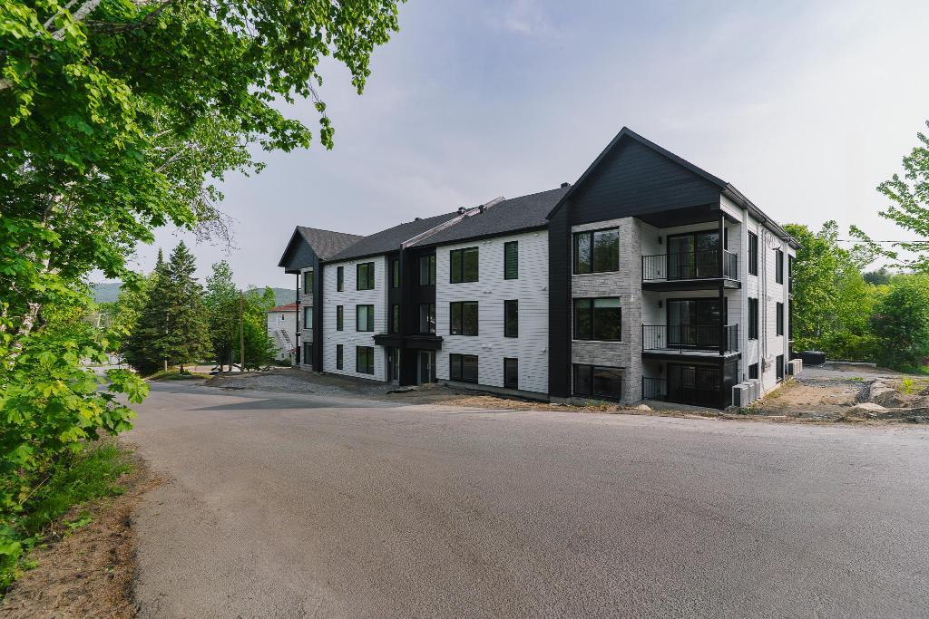 4 1/2 neuf haut de gamme disponible maintenant | 3018074