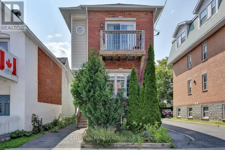 130A CARRUTHERS AVENUE | 130A CARRUTHERS AVENUE, Ottawa | 3018447