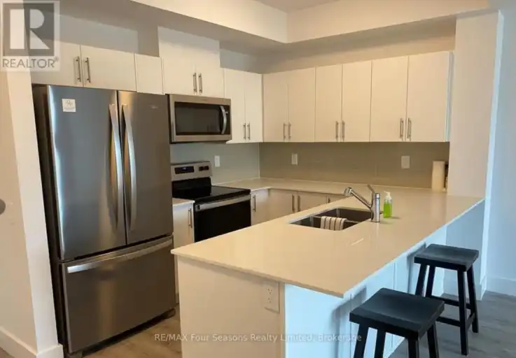 213 - 4 KIMBERLY LANE | 213 - 4 KIMBERLY LANE, Collingwood | 3018474