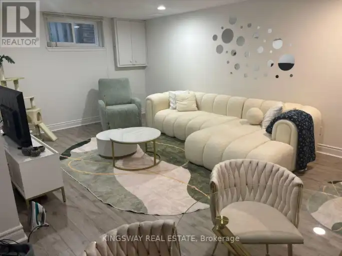 LOWER UNIT - 134 OXFORD STREET | LOWER UNIT - 134 OXFORD STREET, Richmond Hill | 3029151