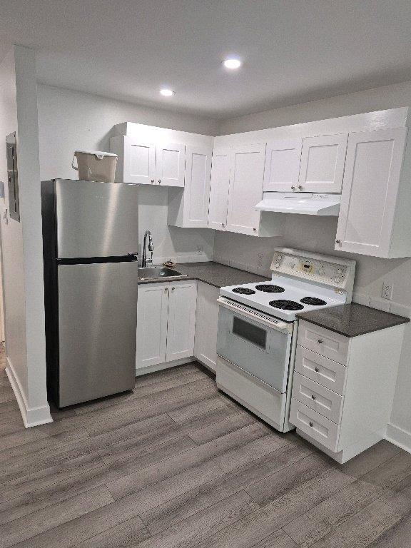 2 1/ 2 style studio à louer. | 3019394