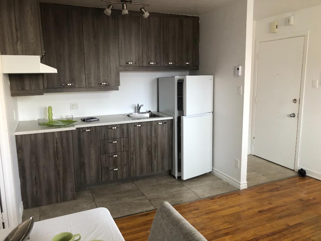3 1/2 semi-meublé Ste Foy disponible immédiatement | 3019401