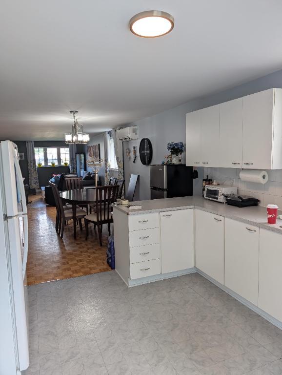 Grand 5 1/2 avec terrasse, disponible Novembre | 3019833