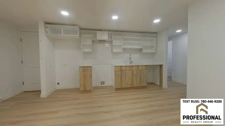 BRAND NEW  2 Bed / 1 bath LEGAL Basement Suite in SE Edmonton | 1039 Aster Boulevard, Edmonton | 3020076