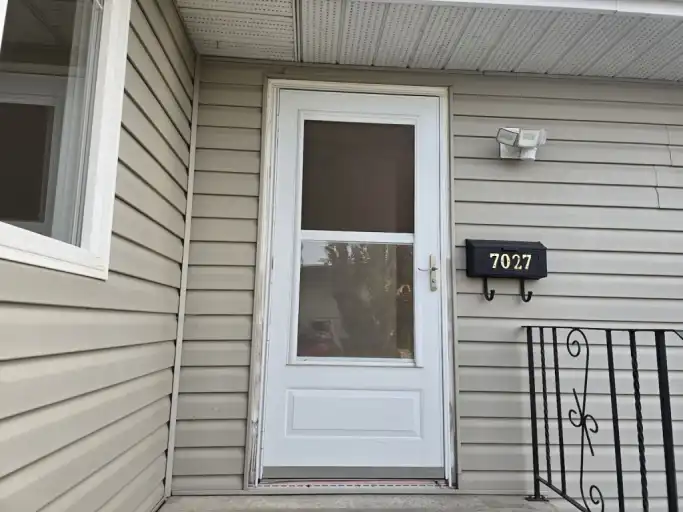 3 BHK Single Family Home | 7027 183 Street Northwest, Edmonton | 3020091