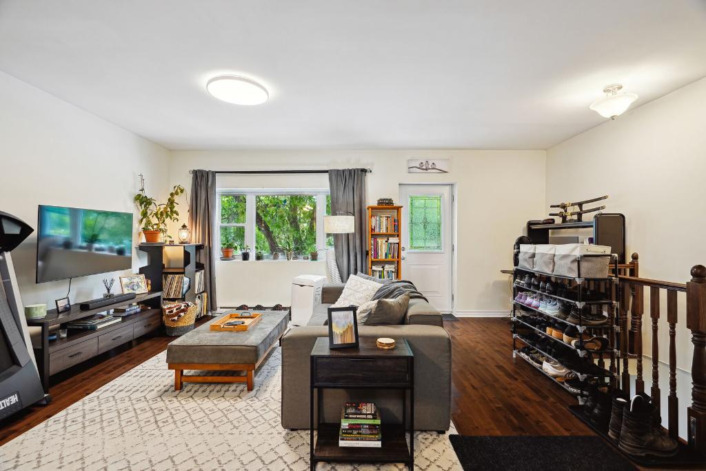 Condo lumineux avec grande terrasse de 4½ pièces à louer Saint Henri | 3020142