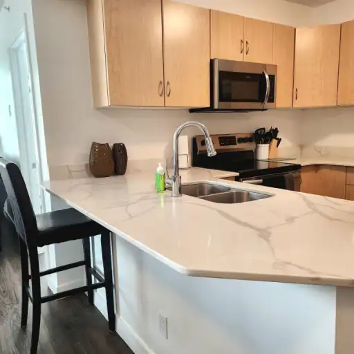 REDUCED RATE Furnished, Urban Living Condo in the Heart of Downtown Calgary | 718 - 1121 6 Ave SW, Calgary | 3020387
