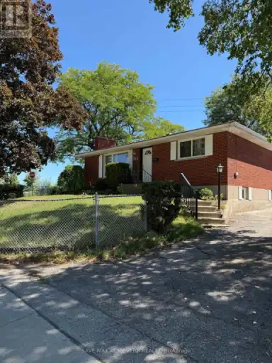 LOWER - 811 DOLPH STREET N | LOWER - 811 DOLPH STREET N, Cambridge | 3029298