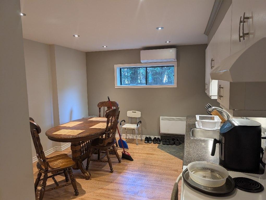 4 1/2 dans un sous-sol d'une maison de retraité a Terrebonne | 3021676