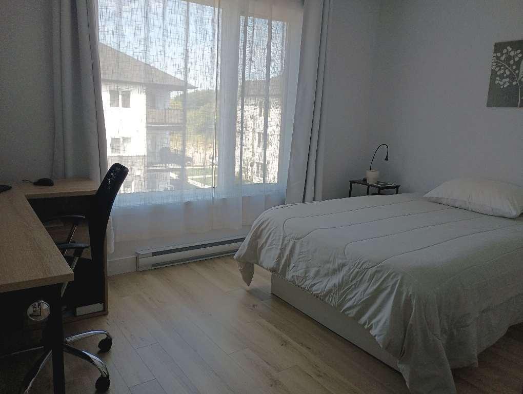 Superbe Condo 2024 | 3021686
