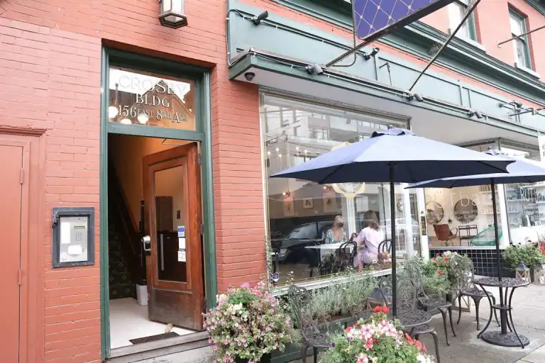 156 East 8th Avenue | 156 East 8th Avenue, Vancouver | 3021923