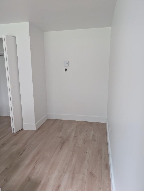 ✨ 4 ½ rénové avec grande cour clôturée – parfait pour famille ou animaux 🐾 ✨ | 3032158