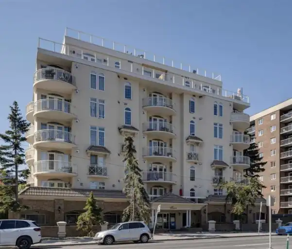 Immaculate 2 Bedroom 2 Bathroom at Monaco (Beltline) | 403 - 1315 12 Ave SW, Calgary | 3025212