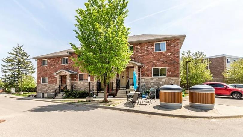 32 Elmsdale Drive | 32 Elmsdale Drive, Kitchener | 3022601